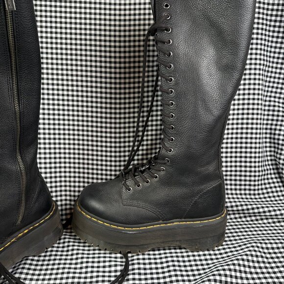 Dr Martens Dolls Kill 1B60 MAX 20 Eyelet Tall Platform Leather Boots Black US 9 - Picture 4 of 7